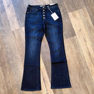 Women’s KanCans Leann Dark Wash High Rise Boot Cut Jean Size 11/29 New with Tags